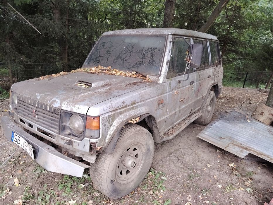 Mitsubishi Pajero I cały na czesci