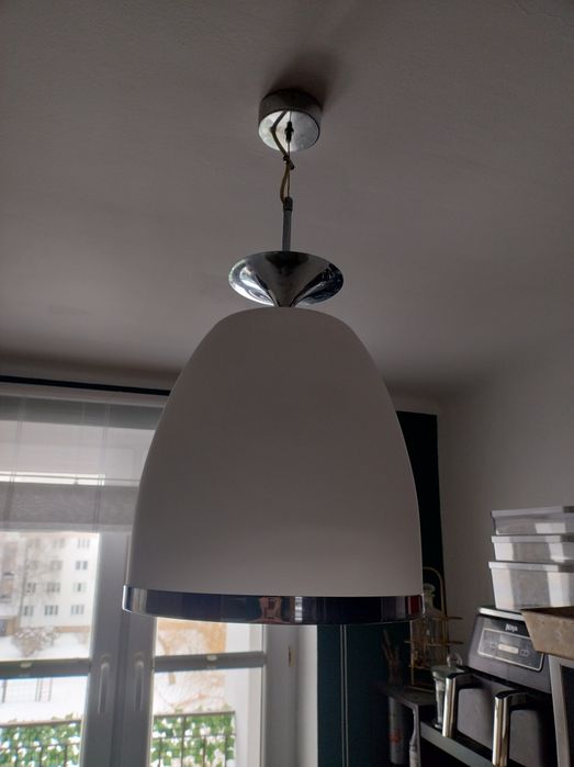 Lampa  wisząca biala