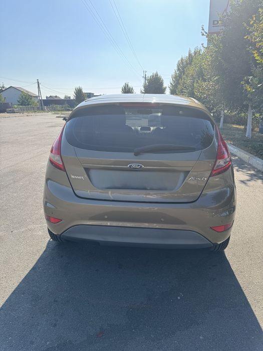 Ford Fiesta 2012 1.4 бензин автомат