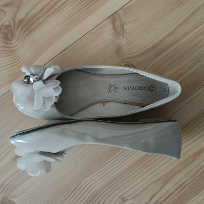 buty baleriny damskie beżowe