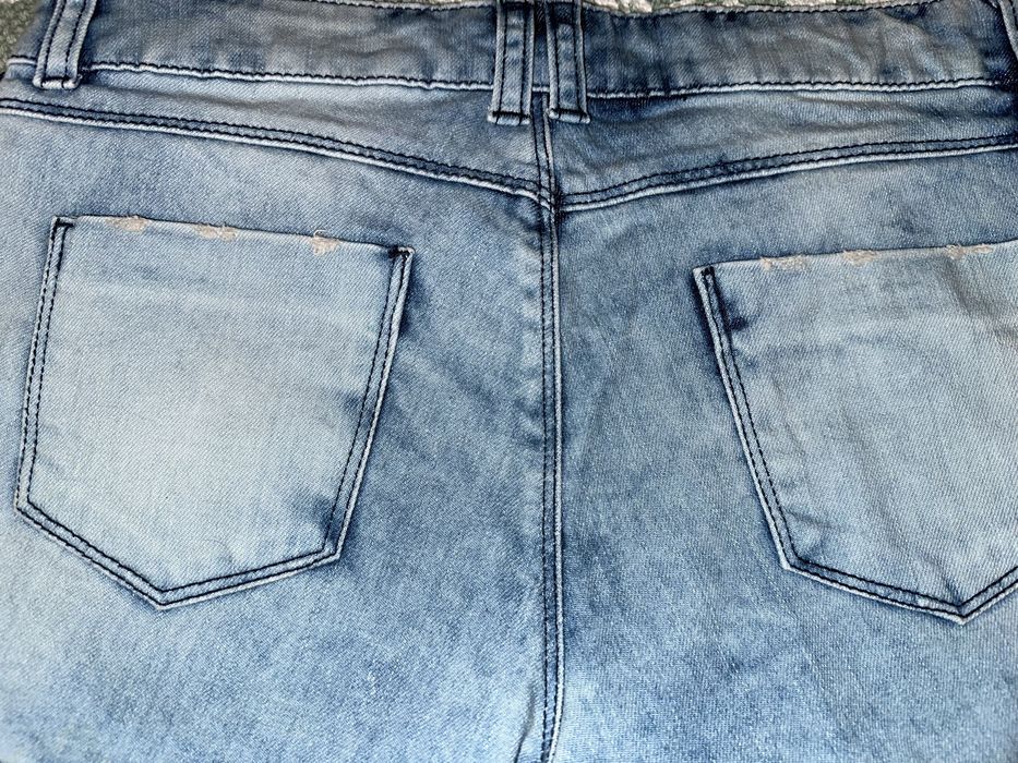 Calções ganga com brilhantes na lateral Calzedonia