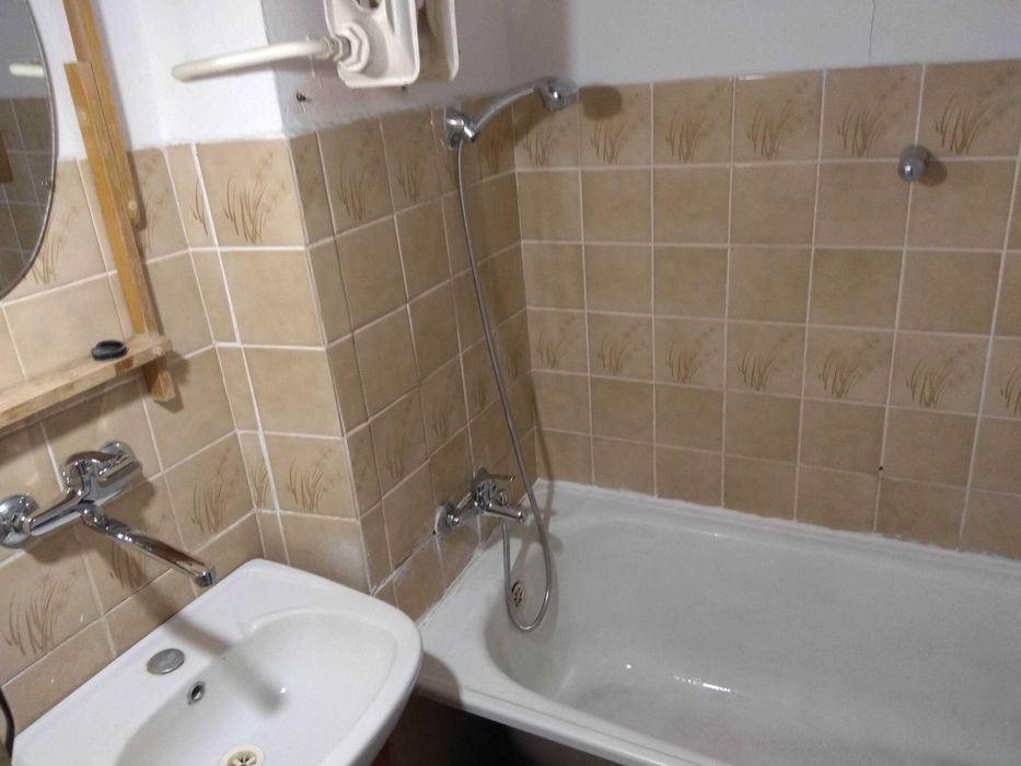 Pokój w 3-pokojowym mieszkaniu, Krzyki ul. Orzechowa