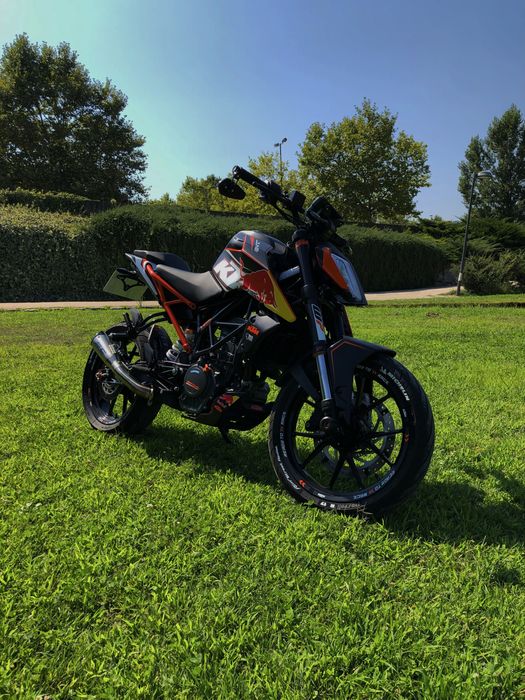KTM Duke 125 Impecável