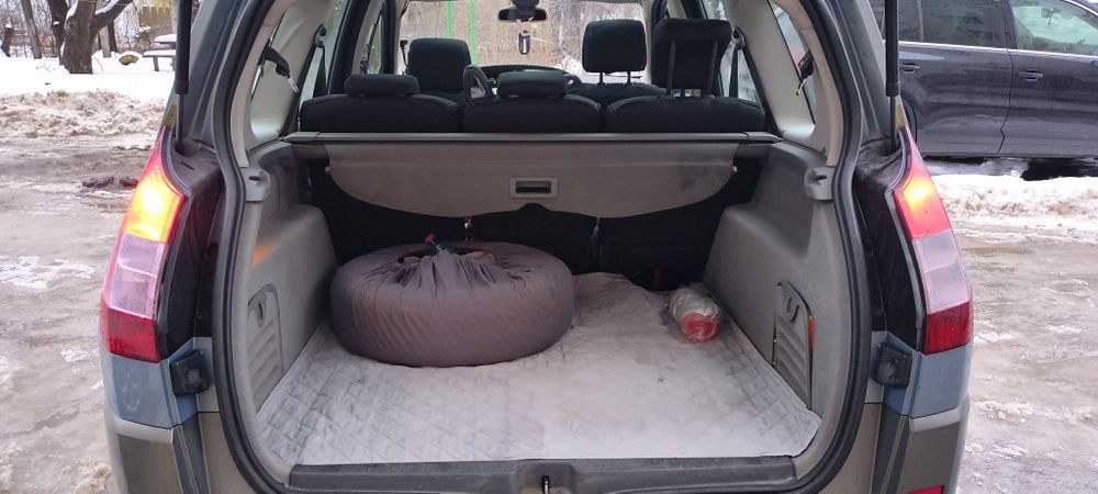 Продам авто Renault Grand Scenic