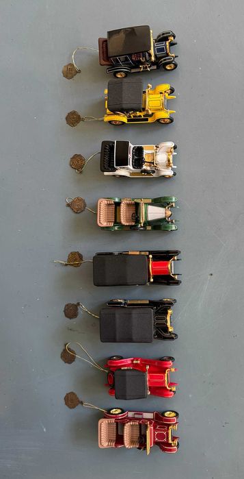 MATCHBOX_8 modelos da Série Comemorativa Yesteryears. Como novos.