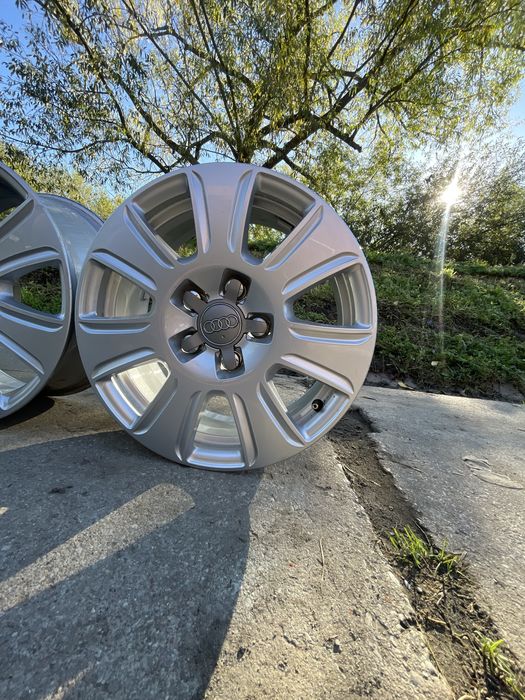 Alufelgi 16’ 5x112 komplet Audi A3 8p Q2 Q3 A4 A6 inne Super stan