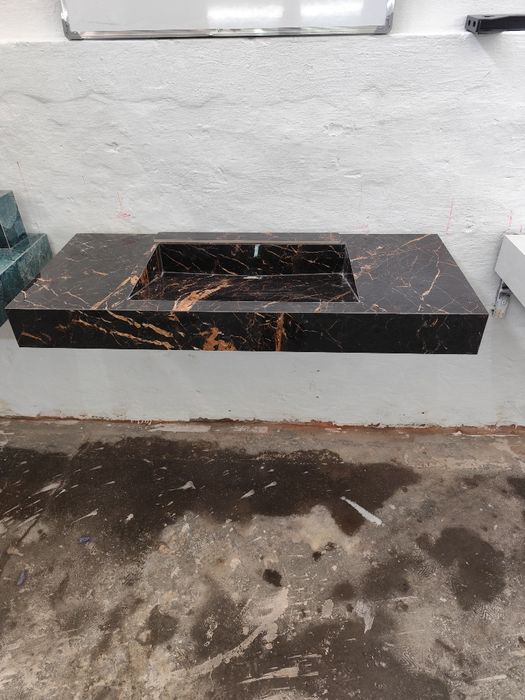 Umywalki na zamówienie z płytki ceramiczne