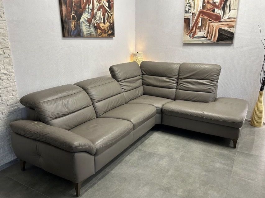 PROMOCJA Skórzany naroznik marki Musterring