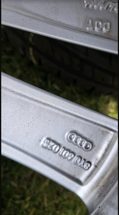 Komplet letnich kół Oryginały Audi 205/55/R16 5x112