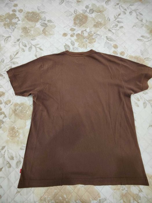 T-shirt Shopper tam. L em ótimo estado