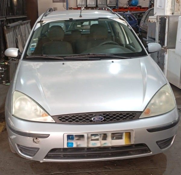 Para Peças Ford Focus I Carrinha (Dnw)