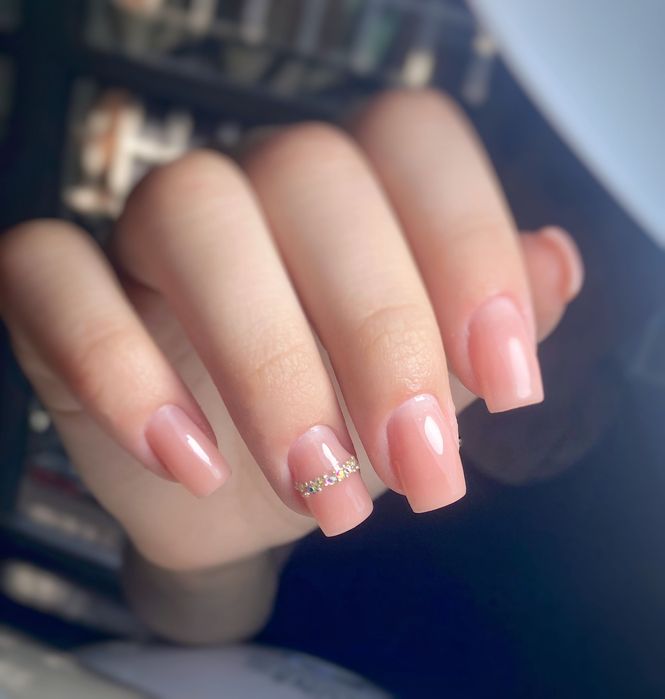 Корекція нігтів. Манікюр.Миколаїв