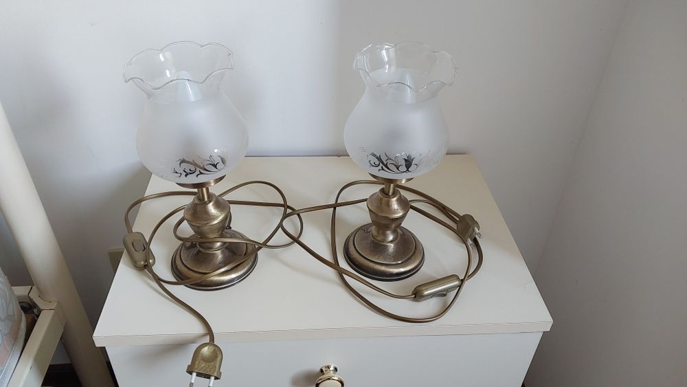 Candeeiros de mesa de cabeceira em bronze e vidro