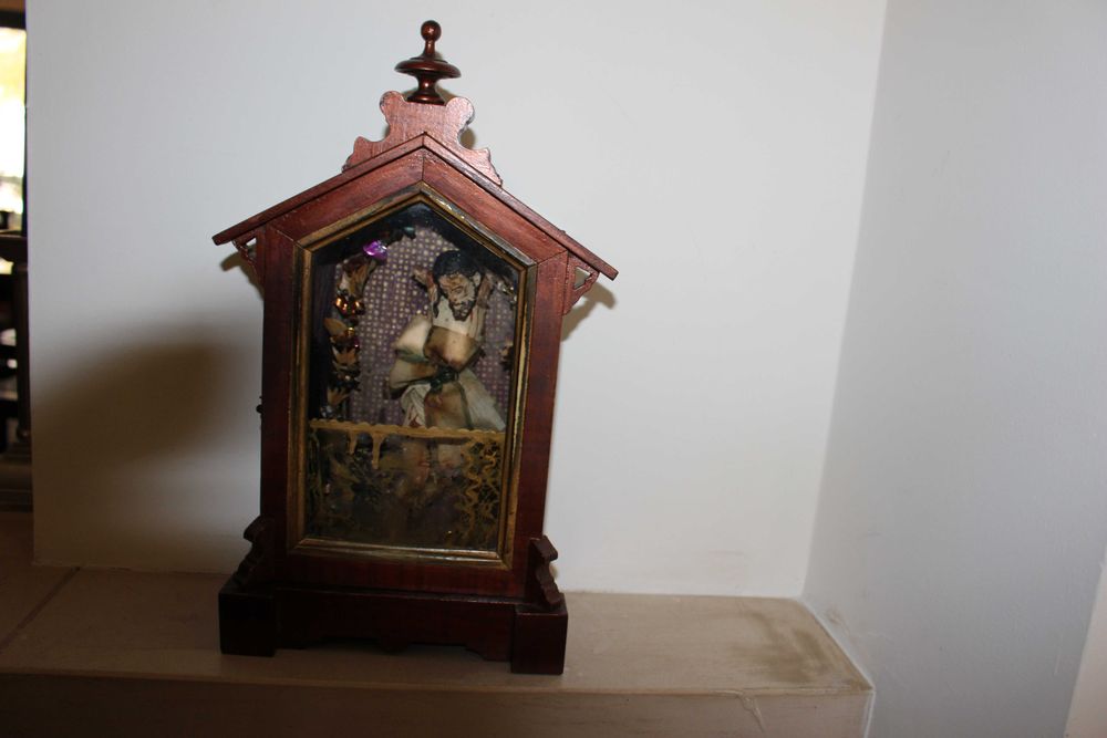 Oratório com Cristo do Séc XIX