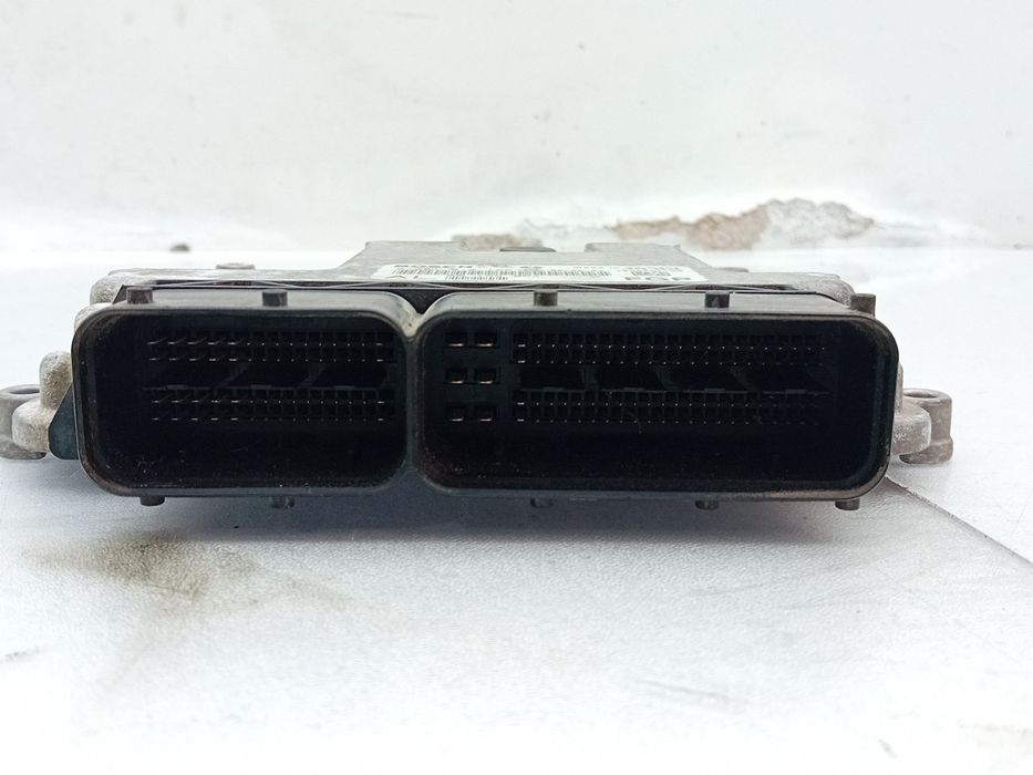 Centralina motor / ECU OPEL Astra H Hatchback (L48)