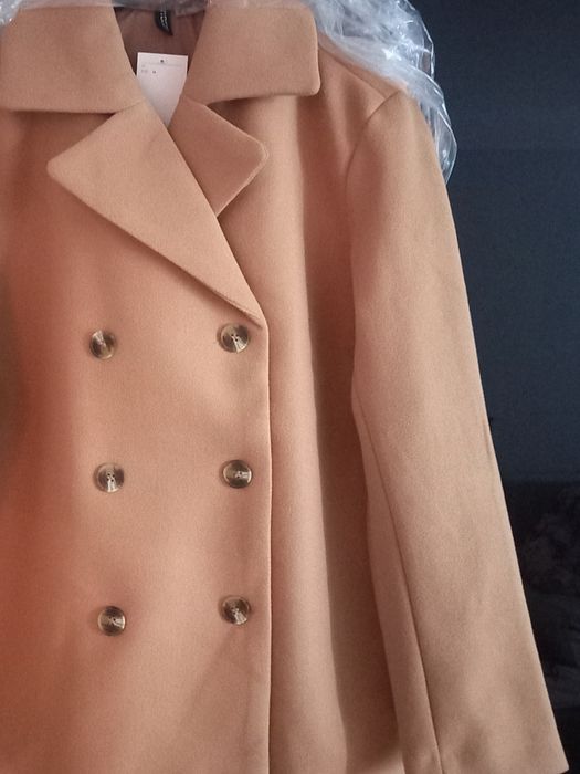 Жакет, полупальто Mango  новое. Разм.М - Л ( оверсайз) Описание ниже.