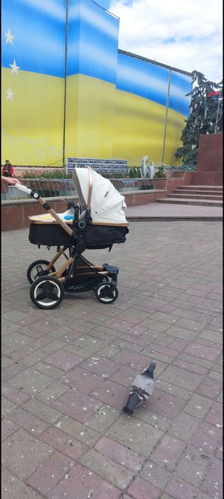 Продам коляску  б/у