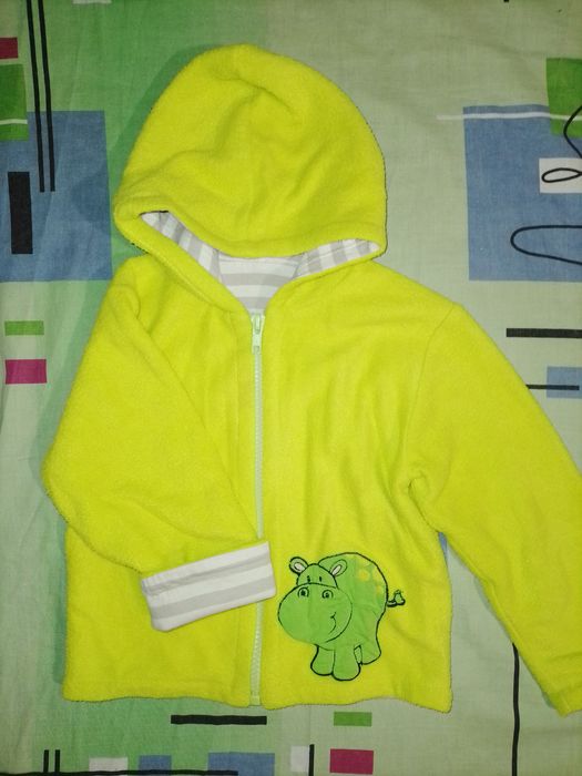 Комплект речей. Сукня святкова на 3-5р. Кофти лонгслів фліска на 1-2 р