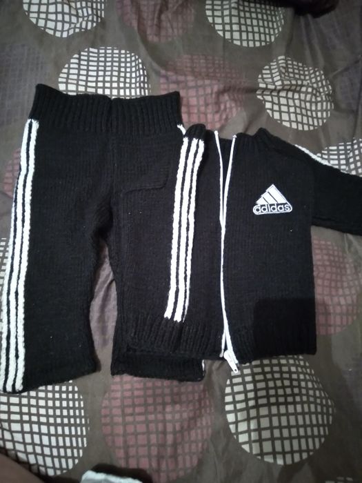 Вязаный костюм..