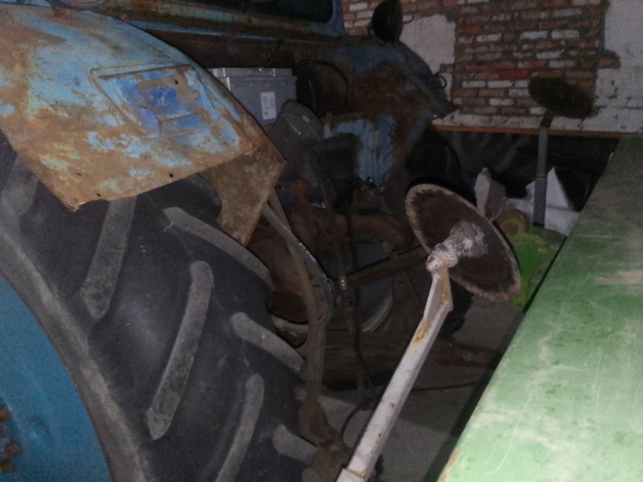 Продам МТЗ 80 в рідній фарбі