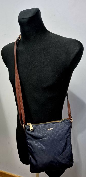 JOOP ! listonoszka firmowa skóra naturalna materiał