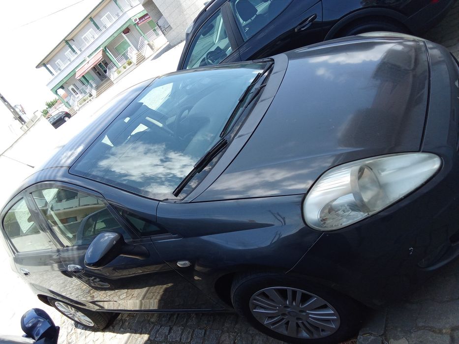 Vendo Fiat Punto 2010