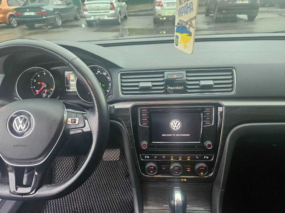 Продам власний Volkswagen Passat B8