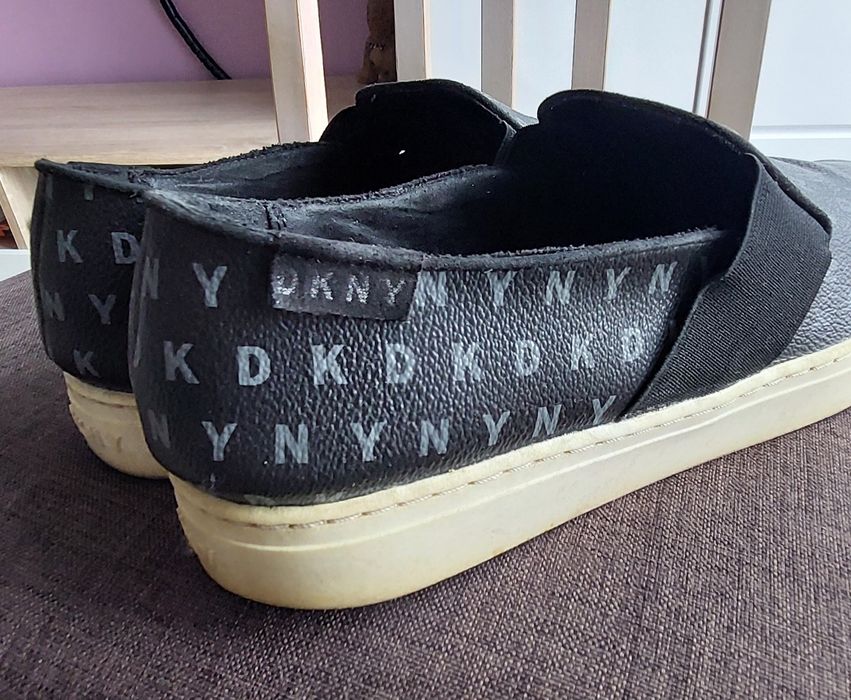 DKNY rozm. 42 (27,5 cm) idealne na wiosnę