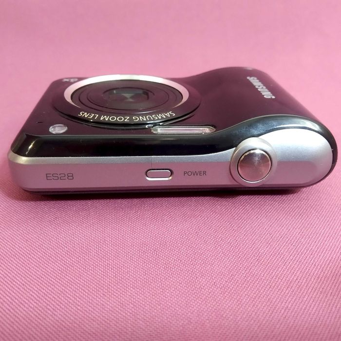 Цифровий Samsung ES28