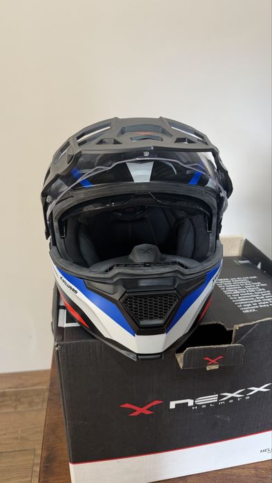 Capacete NEXX X.WED2 – Preto, Azul e Vermelho | Tamanho M