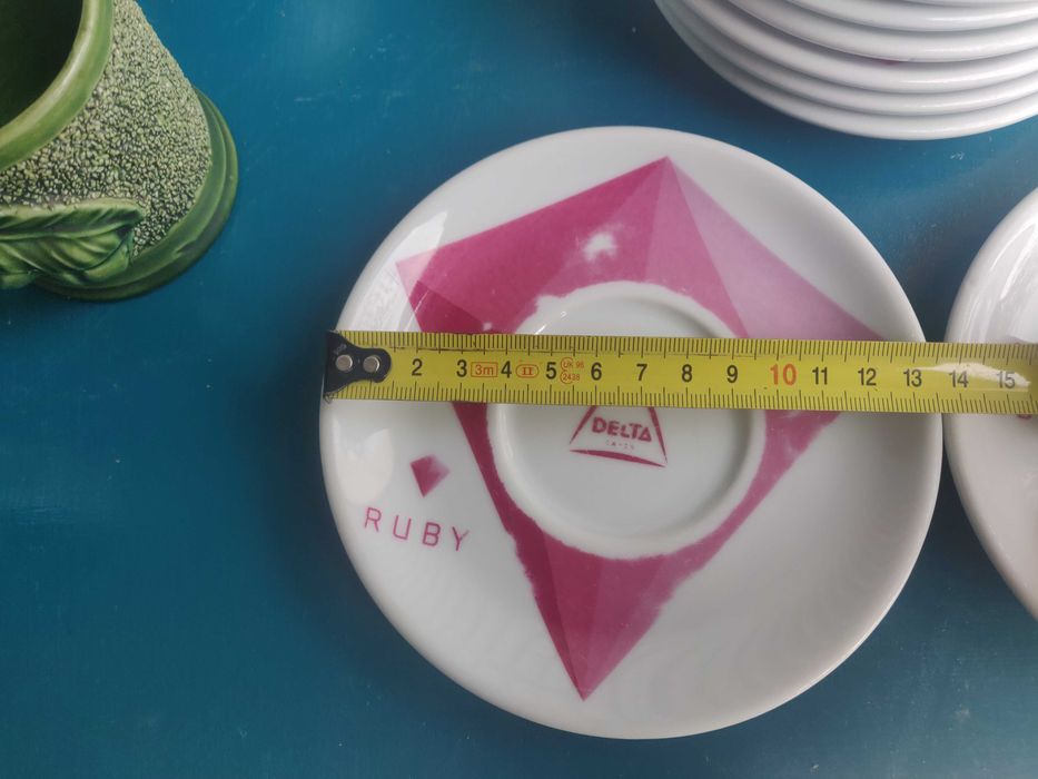 Pratos de chavenas de café