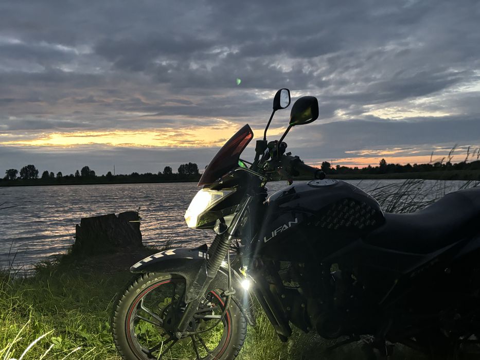 Продам ліфан сітур200