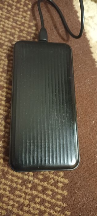 Павербанк на 10000 мАч