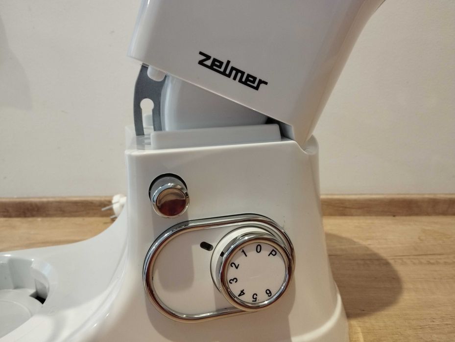 Robot planetarny Zelmer ZKR1350