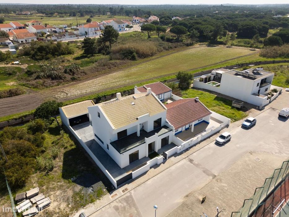 Moradia Geminada T4 com jardim, Comporta, Alcácer do Sal
