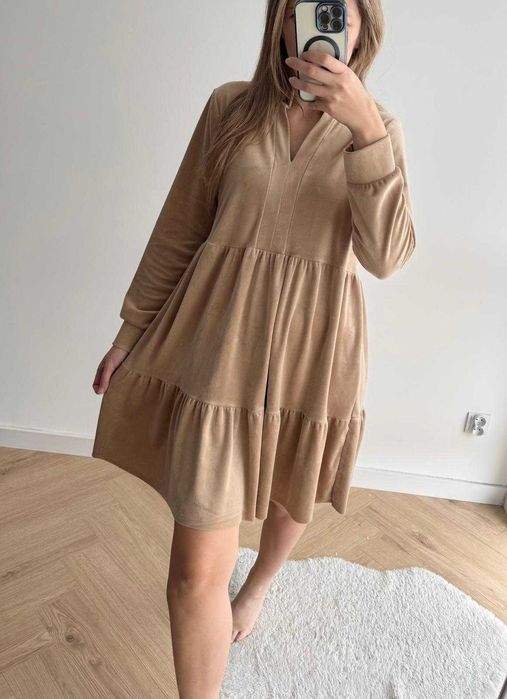 Made in Italy sukienka beżowa welurowa 44 xxl