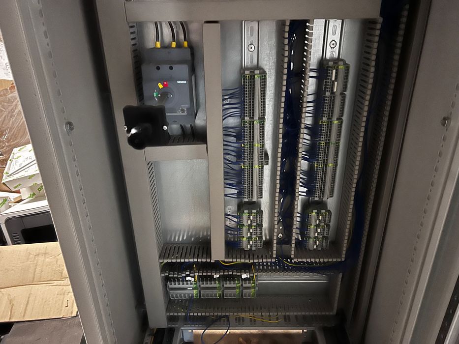 Szafa sterownicza Siemens ET200SP Safety + CPU 1510SP + Profinet – komplet automatyki
