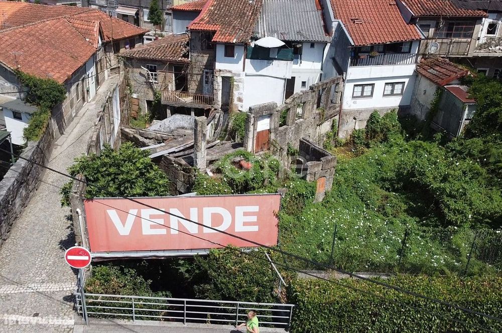 Prédio no centro de Guimarães