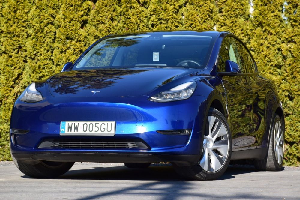 Tesla Y