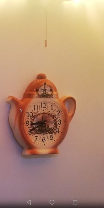 Ceramiczny zegar czajnik, dzbanek motyw z wiatrakiem