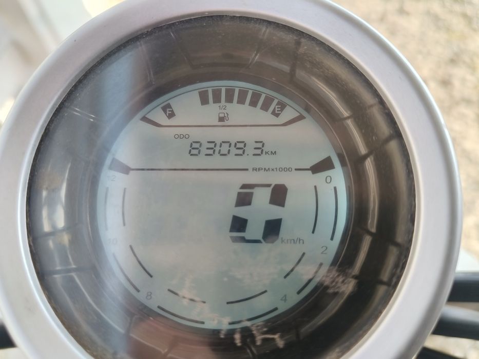 Skuter MASH 50, jak Vespa