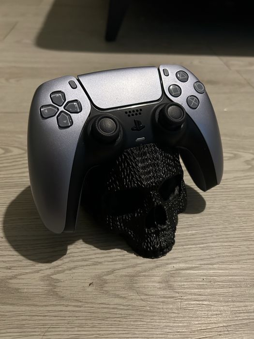 Suporte comando PS5 Skull