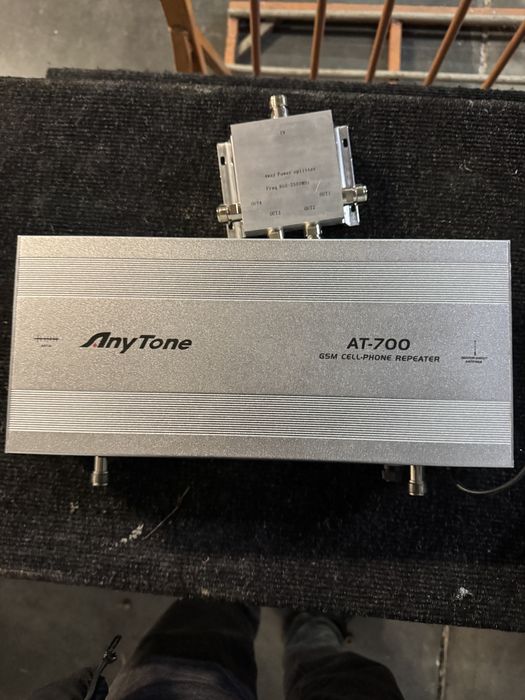 Репітер AnyTone AT-700