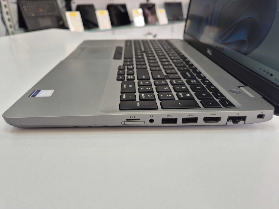 Laptop Dell Latitude 5510 Intel i5 Pamięć 16gb Dysk 256gb ssd Windows Gwarancja