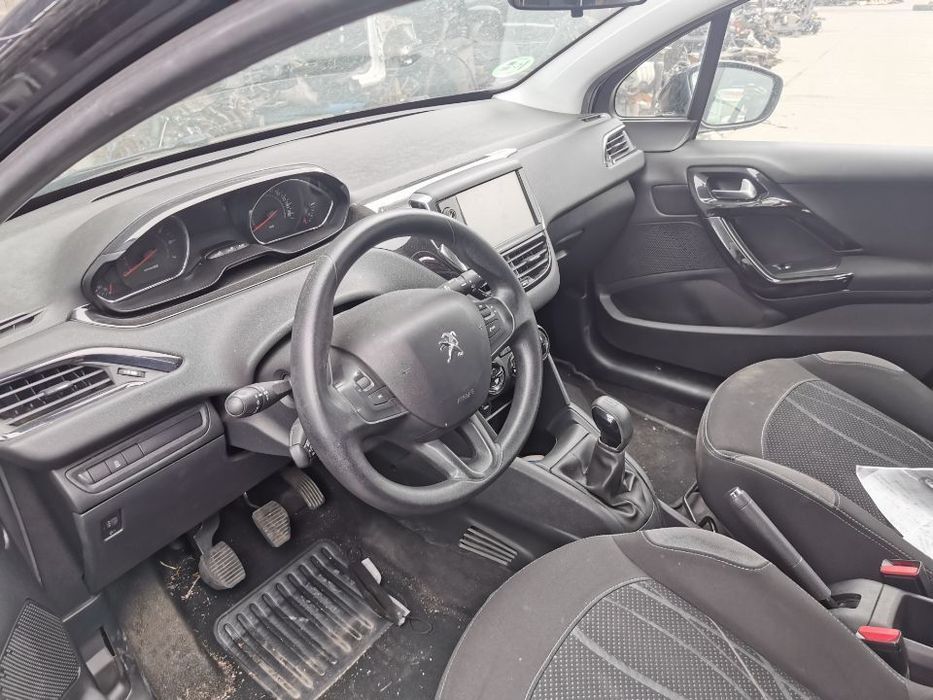 Peças Peugeot 208 do ano 2012 1.2 VTI