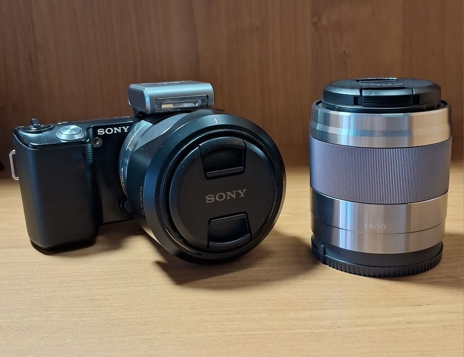 Фотокамера Sony NEX 5 + обьектив SEL50F18