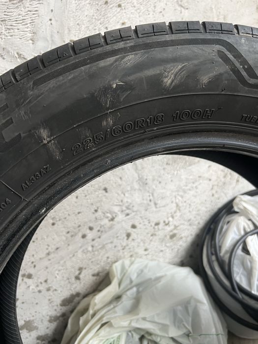Bridgestone Alenza H/L33 225/60 18 100H