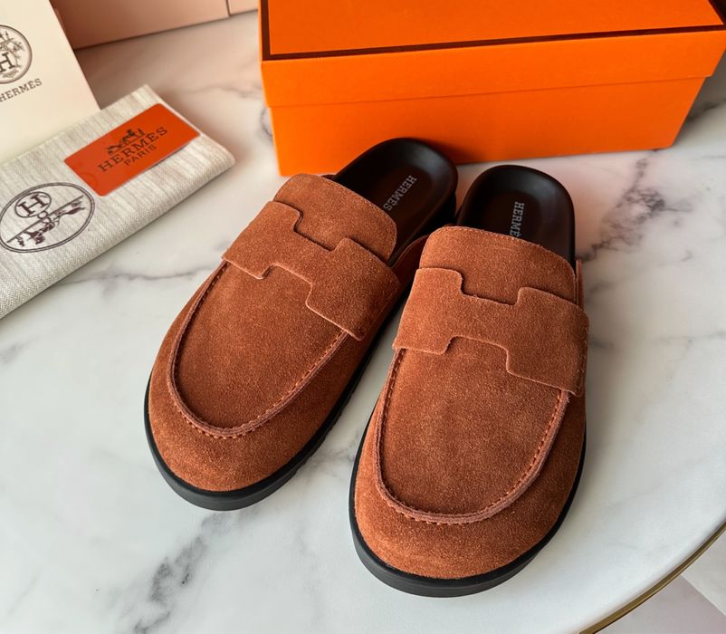 Klapki hermes Mule