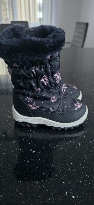 Śniegowce jak nowe, Cortina, granatowe, z futerkiem i śnieżynkami r.22