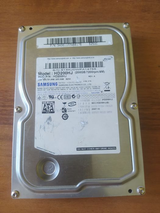 Жорсткий диск Samsung HD200HJ 200 gb: 200 Комплектующие и
